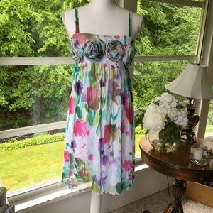 Vintage babydoll dress size M w/floral pattern